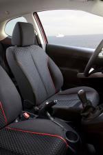 Mazda2 3-Door 2011 года